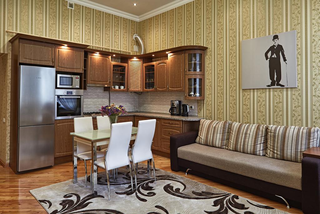 Lviv Apartment Buitenkant foto